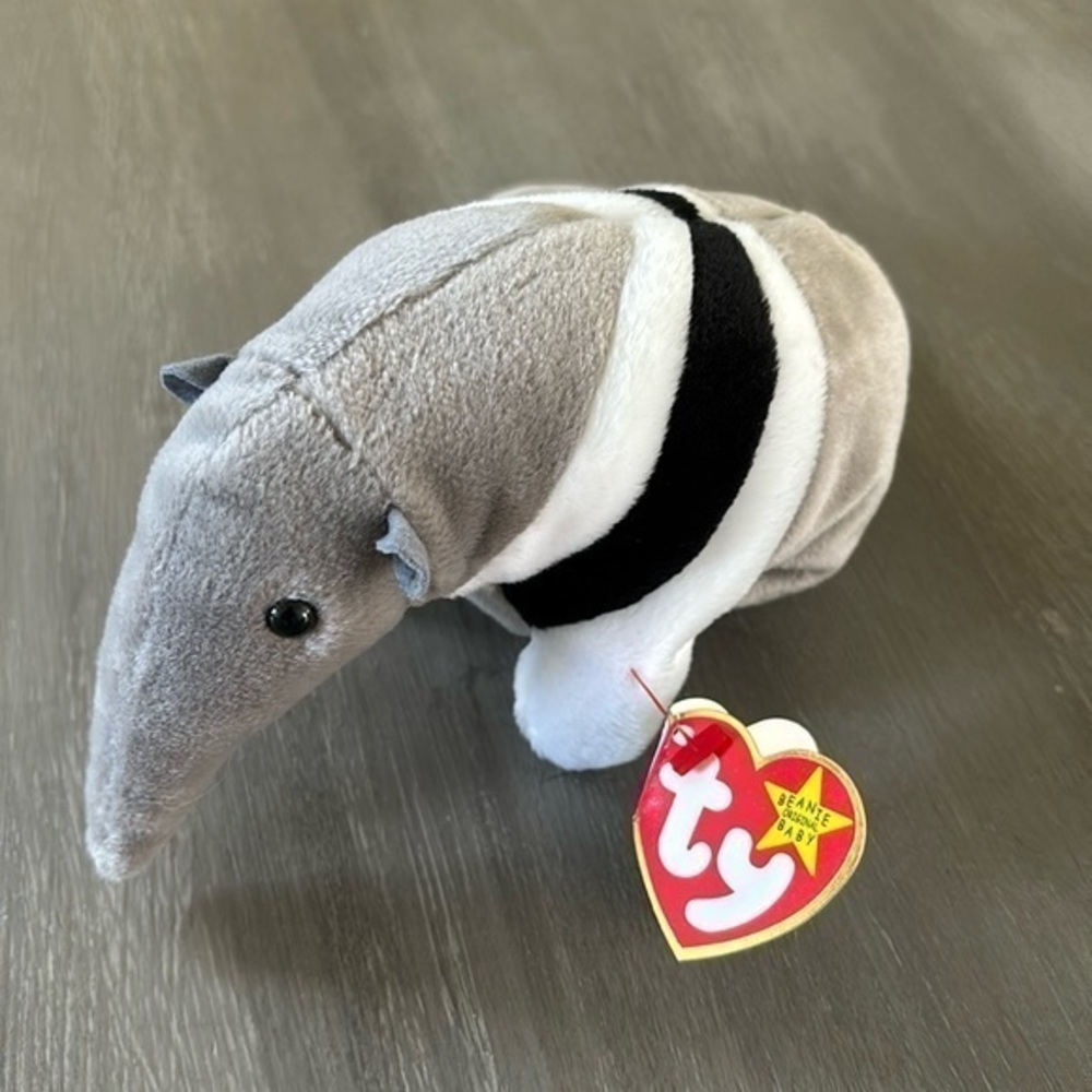Ty Ants the ant eater, 1997 original beanie baby